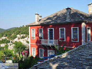 Hotel Porfyron in het dorpje Ano Pedina foto5 - Zagori Epirus - Foto van https://www.grieksegids.nl/fotos/griekse-gidsnl/350pixels/zagoria-epirus-141.jpg