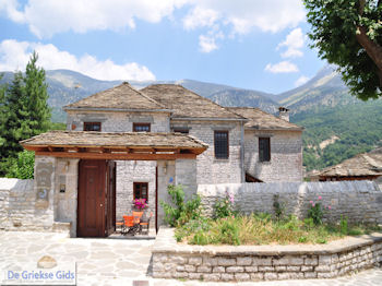 Traditioneel dorp Papingo foto 5 - Zagori Epirus - Foto van https://www.grieksegids.nl/fotos/griekse-gidsnl/350pixels/zagoria-epirus-215.jpg