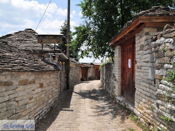 Traditioneel dorp Papingo foto 14 - Zagori Epirus - Foto van https://www.grieksegids.nl/fotos/griekse-gidsnl/350pixels/zagoria-epirus-224.jpg