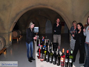 Wijnproducent Claudia Papagianni Arnaia 3 | Athos gebied Chalkidiki | Griekenland - Foto van https://www.grieksegids.nl/fotos/griekse-gidsnl/chalkidiki350/athos-gebied-chalkidiki-071.jpg