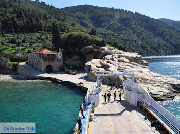 De Heilige Berg Athos foto 31 | Athos gebied Chalkidiki | Griekenland - Foto van https://www.grieksegids.nl/fotos/griekse-gidsnl/chalkidiki350/athos-gebied-chalkidiki-148.jpg