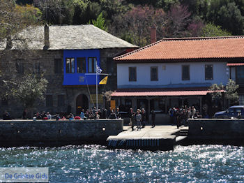 Dafni - De Heilihe Berg Athos 005 | Athos gebied Chalkidiki | Griekenland - Foto van https://www.grieksegids.nl/fotos/griekse-gidsnl/chalkidiki350/athos-gebied-chalkidiki-199.jpg
