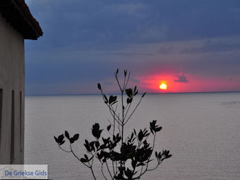 Zonsopgang Mylopotamos Athos 002 | Athos gebied Chalkidiki | Griekenland - Foto van https://www.grieksegids.nl/fotos/griekse-gidsnl/chalkidiki350/athos-gebied-chalkidiki-288.jpg