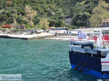 Haven Dafni - De Heilige Berg Athos 005 | Athos gebied Chalkidiki | Griekenland - Foto van https://www.grieksegids.nl/fotos/griekse-gidsnl/chalkidiki350/athos-gebied-chalkidiki-314.jpg