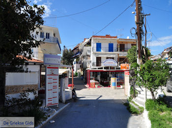 Het stadje Ouranoupolis foto 2 | Athos gebied Chalkidiki | Griekenland - Foto van https://www.grieksegids.nl/fotos/griekse-gidsnl/chalkidiki350/athos-gebied-chalkidiki-366.jpg