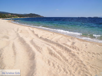 Mooie stranden nabij Eagles Palace Ouranoupolis foto 4 | Athos gebied Chalkidiki | Griekenland - Foto van https://www.grieksegids.nl/fotos/griekse-gidsnl/chalkidiki350/athos-gebied-chalkidiki-371.jpg