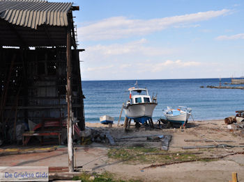 Scheepsrestauratie Ierissos foto 1 | Athos gebied Chalkidiki | Griekenland - Foto van https://www.grieksegids.nl/fotos/griekse-gidsnl/chalkidiki350/athos-gebied-chalkidiki-380.jpg
