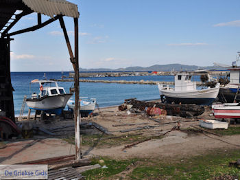 Scheepsrestauratie Ierissos foto 2 | Athos gebied Chalkidiki | Griekenland - Foto van https://www.grieksegids.nl/fotos/griekse-gidsnl/chalkidiki350/athos-gebied-chalkidiki-381.jpg