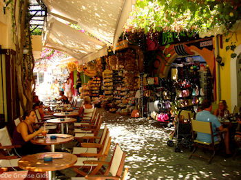 Kos stad - Griekse Gids foto 24 - Foto van https://www.grieksegids.nl/fotos/grieksegidsinfo-fotomap/Kos-Foto/kos-stad-30-1024px-350px.jpg