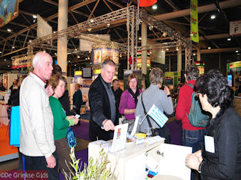 Vakantiebeurs  2010 - Foto 35 - Foto van https://www.grieksegids.nl/fotos/grieksegidsinfo-fotomap/Vakantiebeurs/vakantiebeurs-350px-42.jpg