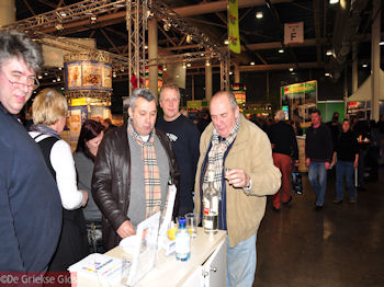 Vakantiebeurs  2010 - Foto 38 - Foto van https://www.grieksegids.nl/fotos/grieksegidsinfo-fotomap/Vakantiebeurs/vakantiebeurs-350px-45.jpg