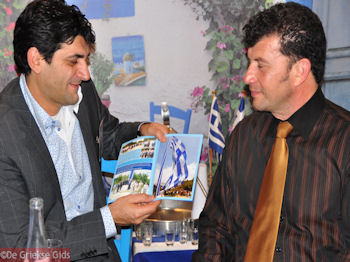 Vakantiebeurs  2010 - Foto 53 - Foto van https://www.grieksegids.nl/fotos/grieksegidsinfo-fotomap/Vakantiebeurs/vakantiebeurs-350px-60.jpg