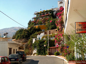 Agia Galini Kreta - De Griekse Gids GR18 - Foto van https://www.grieksegids.nl/fotos/grieksegidsinfo-fotomap/agia-galini/agia-galini-350/agia-galini-kreta-mid-18.jpg