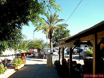 Agia Galini Kreta - De Griekse Gids GR41 - Foto van https://www.grieksegids.nl/fotos/grieksegidsinfo-fotomap/agia-galini/agia-galini-350/agia-galini-kreta-mid-41.jpg