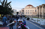 Zwarte markt Monastiraki op de Areos straat - Athene - Foto van De Griekse Gids