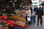 GriechenlandWeb Markt Athene - Groenten, fruit, olijven, alle soorten noten - Markt Athene - Foto GriechenlandWeb.de