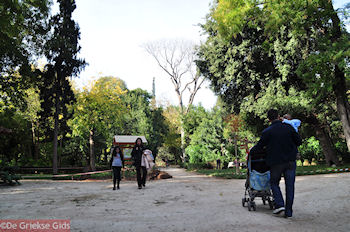 Ethnikos Kipos - de Nationale Tuinen van Athene - Foto van https://www.grieksegids.nl/fotos/grieksegidsinfo-fotomap/athene/350pix/athene-griekenland-169-mid.jpg