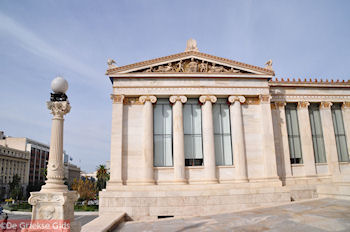 De prachtige Academie van Athene - Foto van https://www.grieksegids.nl/fotos/grieksegidsinfo-fotomap/athene/350pix/athene-griekenland-202-mid.jpg