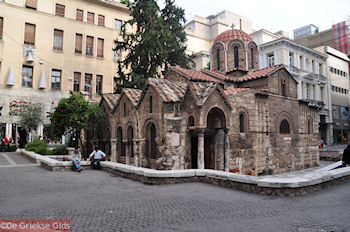 Byzantijnse kerk kapnikarea - Athene - Foto van https://www.grieksegids.nl/fotos/grieksegidsinfo-fotomap/athene/350pix/athene-griekenland-280-mid.jpg