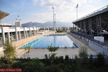 De Olympische zwembaden van Athene - Foto van https://www.grieksegids.nl/fotos/grieksegidsinfo-fotomap/athene/350pix/athene-griekenland-5-mid.jpg