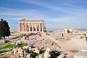Schitterend weer op de Akropolis - Foto van https://www.grieksegids.nl/fotos/grieksegidsinfo-fotomap/athene/350pix/athene-griekenland-68-mid.jpg