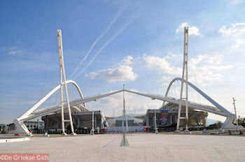 De fraaiste stadion van Athene - Foto van https://www.grieksegids.nl/fotos/grieksegidsinfo-fotomap/athene/350pix/athene-griekenland-9-mid.jpg