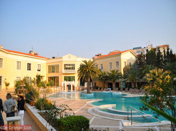 THERMAE SYLLA SPA WELLNESS HOTEL Aedipos (Edipso) - Foto van https://www.grieksegids.nl/fotos/grieksegidsinfo-fotos/albums/userpics/10001/normal_Thermae-Sylla-Spa-Wellness-Hotel-Aedipsos-Zwembad.jpg