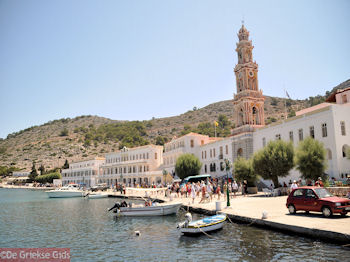 Bootjes aan het haventje van Panormitis - Eiland Symi - Foto van De Griekse Gids