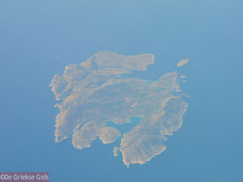 Eiland Kyra Panagia - Luchtfoto uit vliegtuig - Foto van https://www.grieksegids.nl/fotos/grieksegidsinfo-fotos/albums/userpics/10001/normal_faliraki-rhodos-03.jpg
