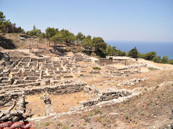De ruines van Kamiros (Rhodos) - Foto van https://www.grieksegids.nl/fotos/grieksegidsinfo-fotos/albums/userpics/10001/normal_kamiros-rhodos-10.jpg