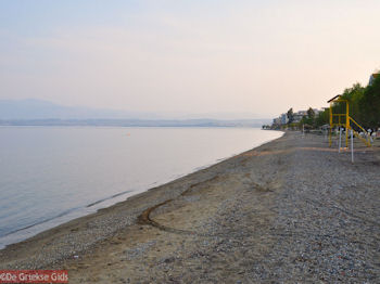 Lefkandi Evia | Evia Griekenland - Foto van https://www.grieksegids.nl/fotos/grieksegidsinfo-fotos/albums/userpics/10001/normal_lefkandi-strand-centraal-evia.jpg