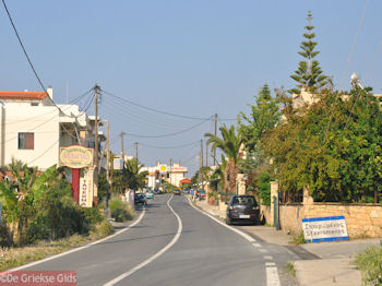 het dorpje Stavromenos in Rethymnon - Foto van https://www.grieksegids.nl/fotos/grieksegidsinfo-fotos/albums/userpics/10001/normal_stavromenos-rethymnon.jpg