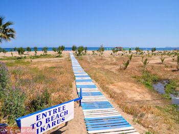 Naar het strand van Rethymnon - Foto van https://www.grieksegids.nl/fotos/grieksegidsinfo-fotos/albums/userpics/10001/normal_strand-rethymnon-stad3.jpg