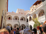 Binnenplaats Michail Panormitis klooster- Eiland Symi - Foto van De Griekse Gids