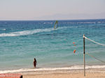 Windsurfen bij Ixia Rhodos - Foto van De Griekse Gids