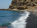 Het zwarte kiezelstrand van Mandraki (Nisyros) - Foto van De Griekse Gids