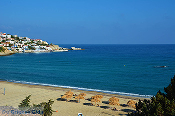 Strand Livadi Armenistis Ikaria | Griekenland | Foto 17 - Foto van https://www.grieksegids.nl/fotos/ikaria/normaal/armenistis-ikaria-017.jpg