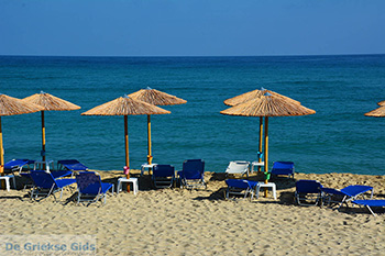 Strand Mesakti Armenistis Ikaria | Griekenland | Foto 20 - Foto van https://www.grieksegids.nl/fotos/ikaria/normaal/armenistis-ikaria-020.jpg