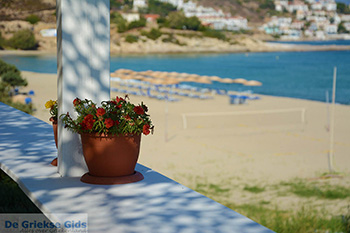 Strand Mesakti Armenistis Ikaria | Griekenland | Foto 41 - Foto van https://www.grieksegids.nl/fotos/ikaria/normaal/armenistis-ikaria-041.jpg