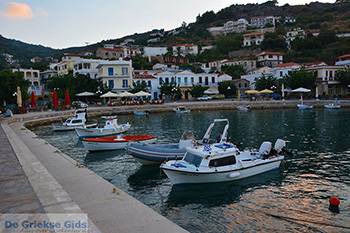 Evdilos Ikaria | Griekenland | Foto 2 - Foto van https://www.grieksegids.nl/fotos/ikaria/normaal/evdilos-ikaria-002.jpg