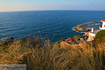 Karavostamo Ikaria | Griekenland | Foto 7 - Foto van https://www.grieksegids.nl/fotos/ikaria/normaal/karavostamo-ikaria-007.jpg