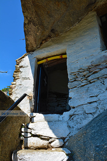 Moni Theoktistis bij Kampos Ikaria | Avlaki Ikaria Foto 14 - Foto van https://www.grieksegids.nl/fotos/ikaria/normaal/moni-theoktistis-ikaria-014.jpg