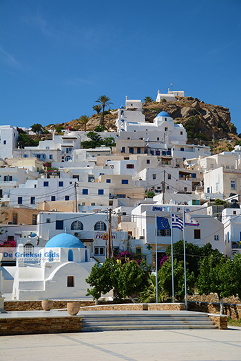 Chora Ios - Eiland Ios - Cycladen Griekenland foto 15 - Foto van https://www.grieksegids.nl/fotos/ios/normaal/eiland-ios-015.jpg