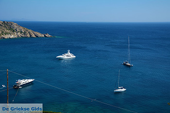 Mylopotas Ios - Eiland Ios - Cycladen Griekenland foto 27 - Foto van https://www.grieksegids.nl/fotos/ios/normaal/eiland-ios-027.jpg