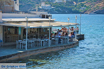 Mylopotas Ios - Eiland Ios - Cycladen Griekenland foto 33 - Foto van https://www.grieksegids.nl/fotos/ios/normaal/eiland-ios-033.jpg