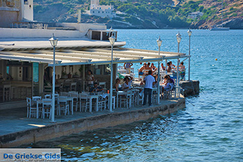 Mylopotas Ios - Eiland Ios - Cycladen Griekenland foto 34 - Foto van https://www.grieksegids.nl/fotos/ios/normaal/eiland-ios-034.jpg