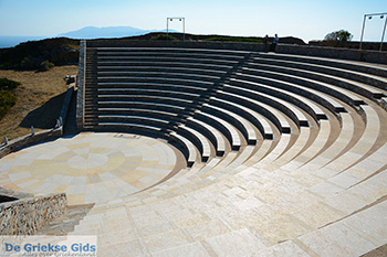 Odysseas Elytis theater Chora Ios - Eiland Ios - foto 64 - Foto van https://www.grieksegids.nl/fotos/ios/normaal/eiland-ios-064.jpg