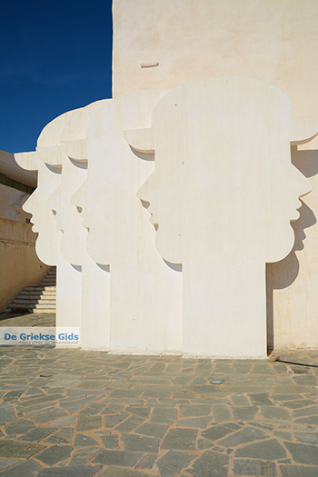 Chora Ios - Eiland Ios - Cycladen Griekenland foto 71 - Foto van https://www.grieksegids.nl/fotos/ios/normaal/eiland-ios-071.jpg