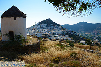 Chora Ios - Eiland Ios - Cycladen Griekenland foto 79 - Foto van https://www.grieksegids.nl/fotos/ios/normaal/eiland-ios-079.jpg