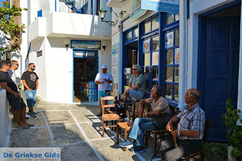 Chora Ios - Eiland Ios - Cycladen Griekenland foto 94 - Foto van https://www.grieksegids.nl/fotos/ios/normaal/eiland-ios-094.jpg